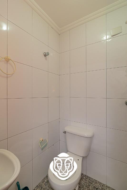 Banheiro de serviço