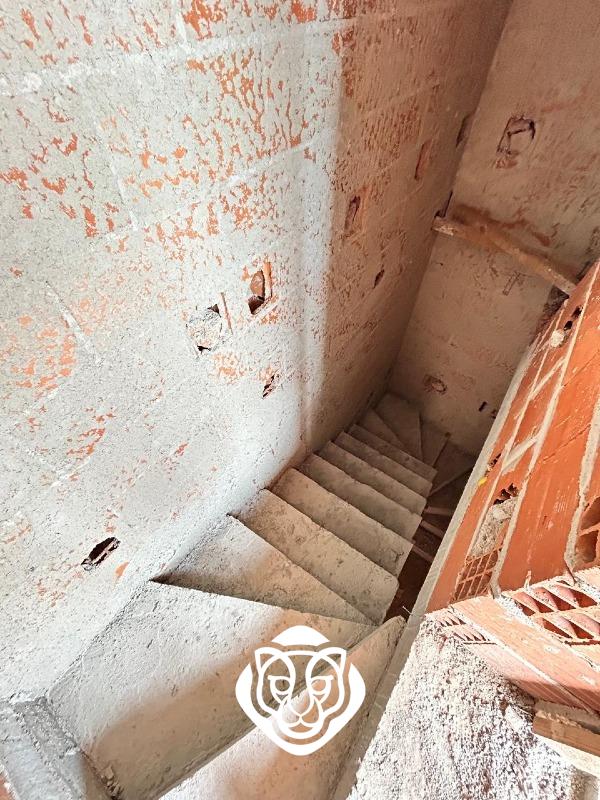 escada acesso a cobertura