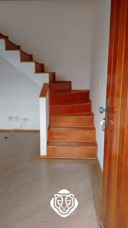 escadas acesso dormitórios