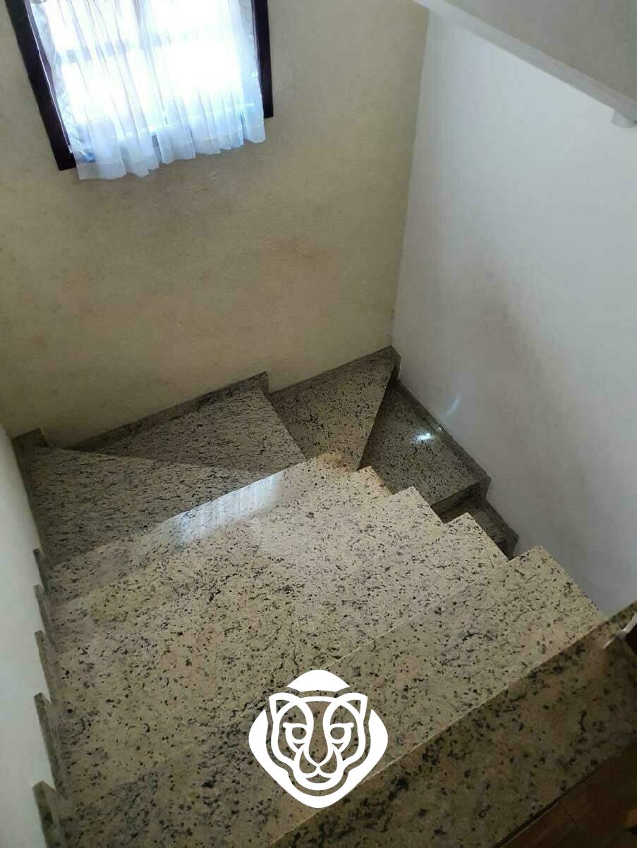 Escada para dormitórios