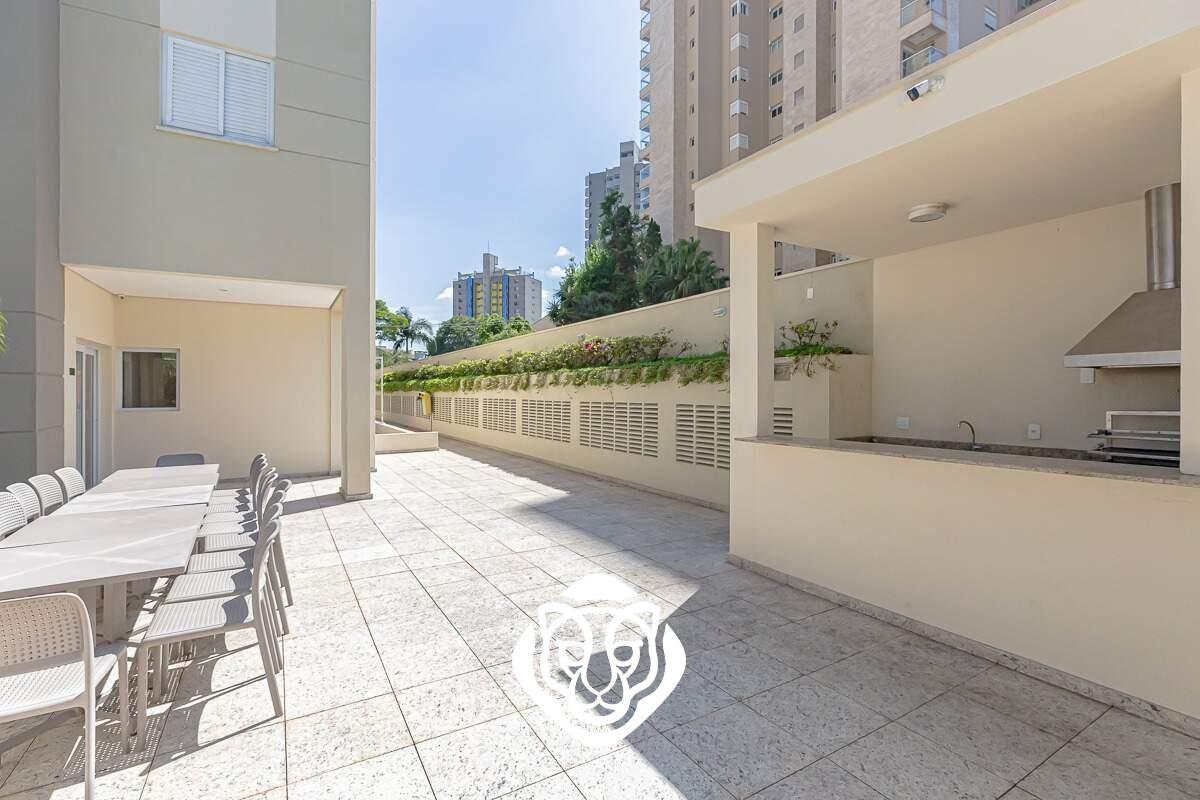 Área de churrasqueira