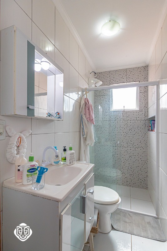 Banheiro Suíte / Cômodo superior