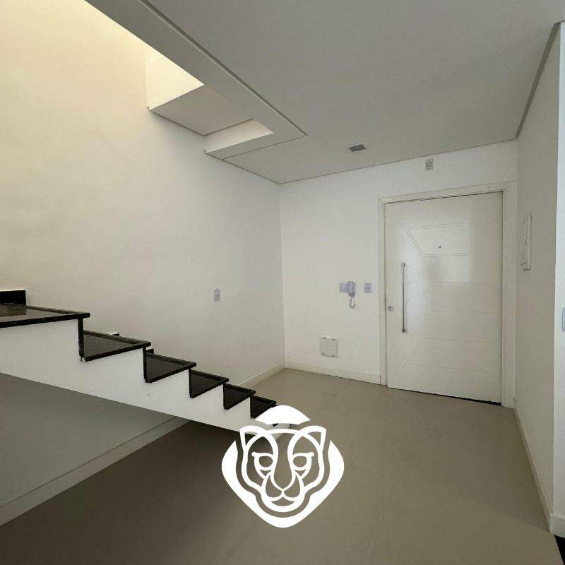 Escada cobertura