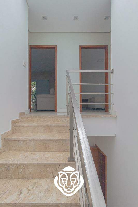 Escada de acesso