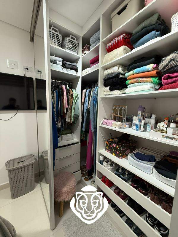 Closet dormitório II suíte