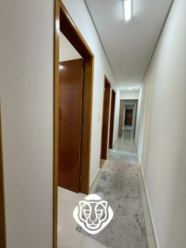 Corredor de acesso dormitórios