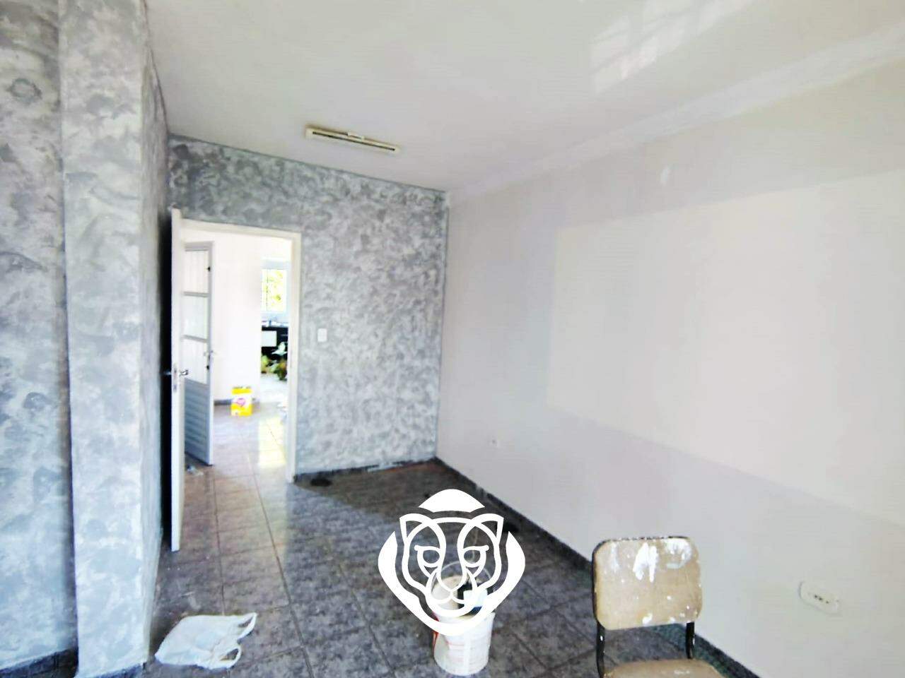 Apartamento sobre loja suite I