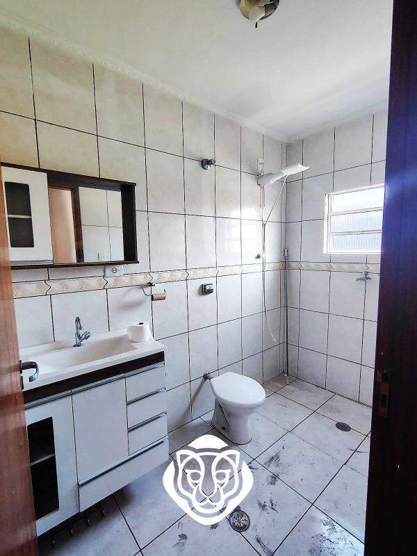 Apartamento sobre loja suite II