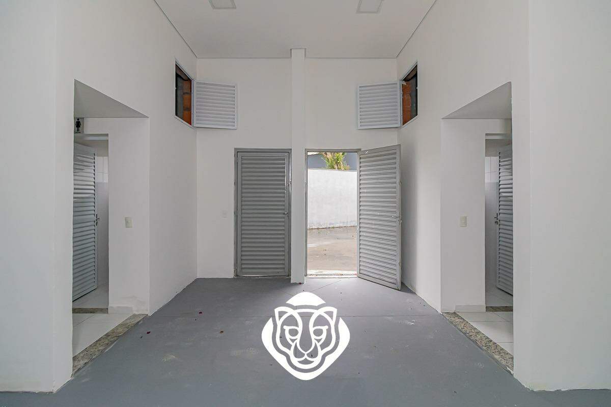 Salão / Banheiros