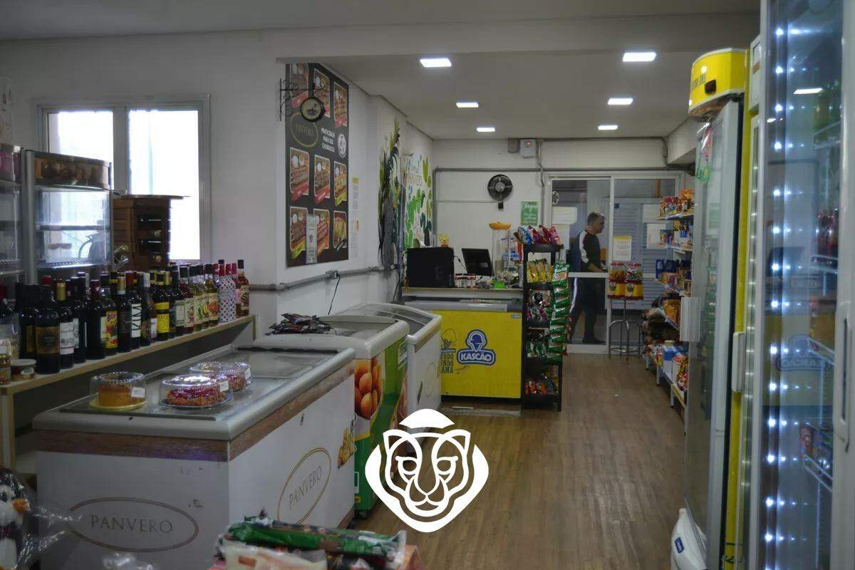 Mercado e Padaria