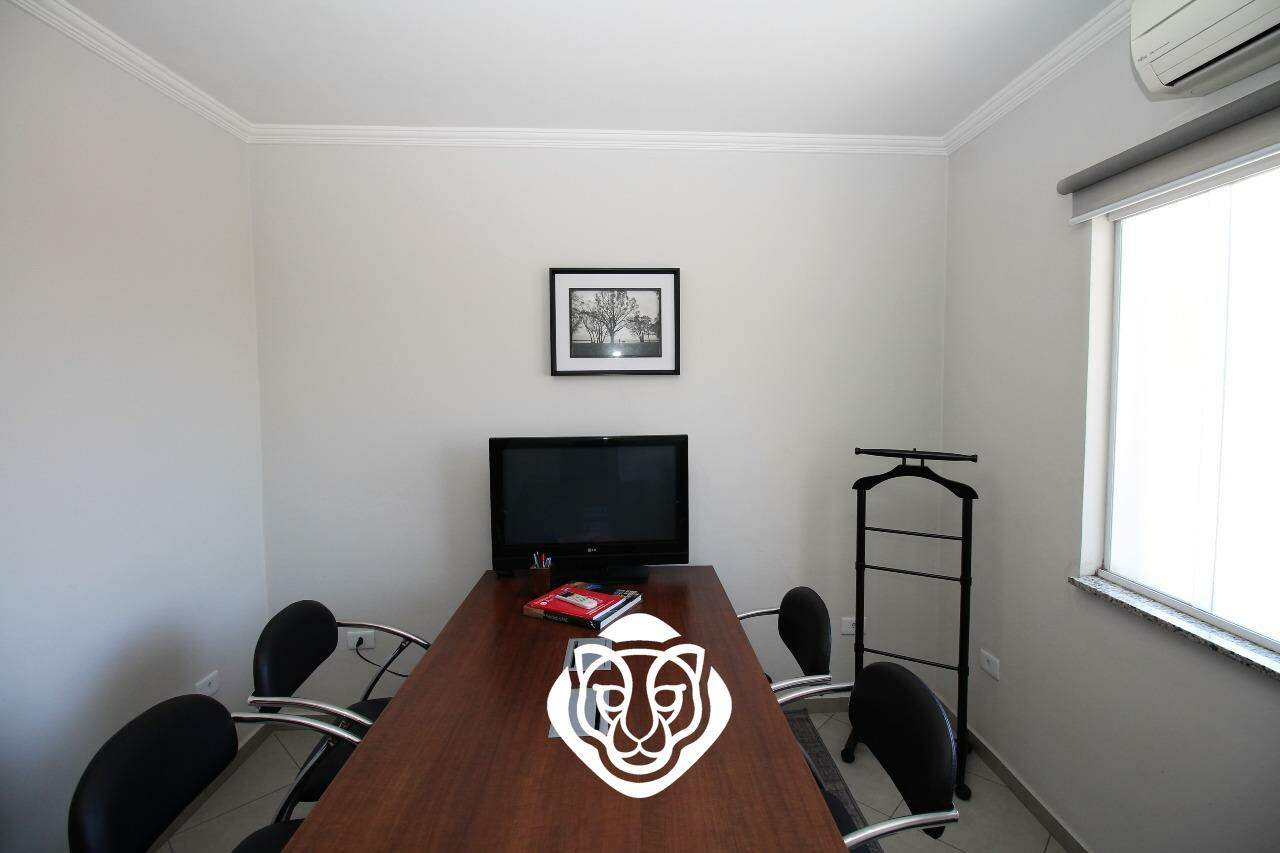 Sala comercial II