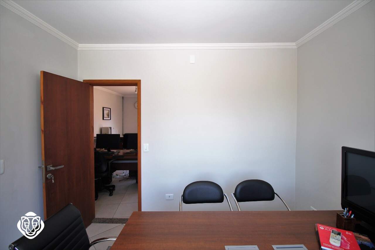 Sala comercial II