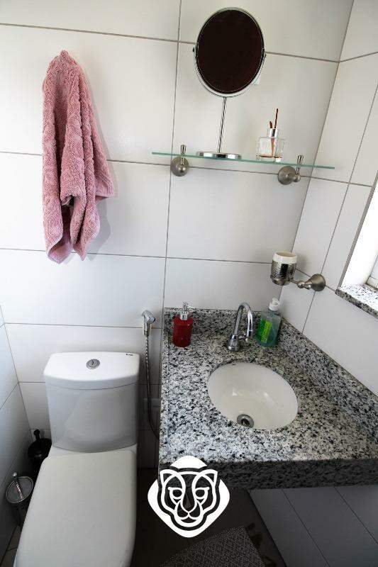 Sala comercial II