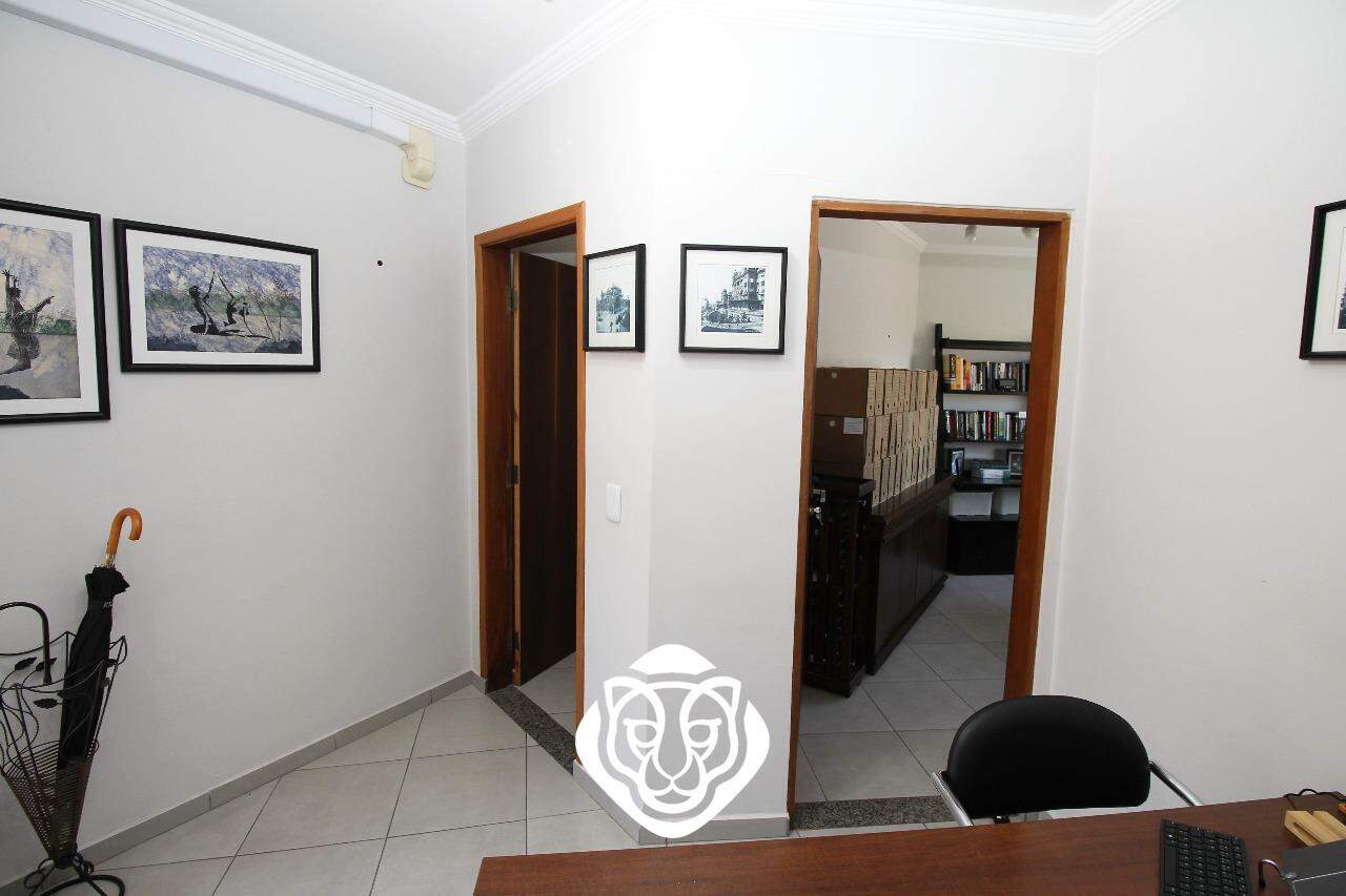 Sala comercial II