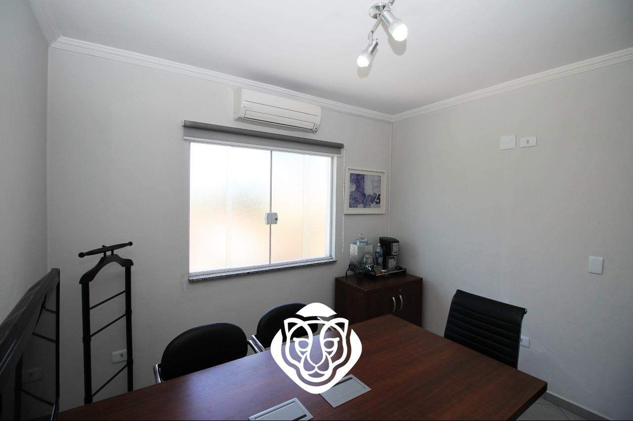 Sala comercial II