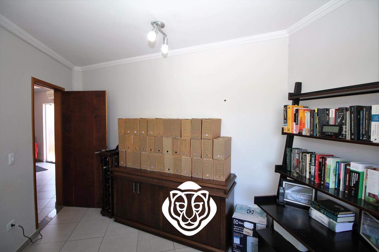 Sala comercial II