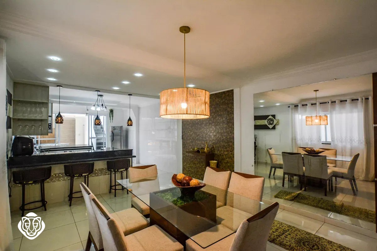 Cozinha e sala de jantar