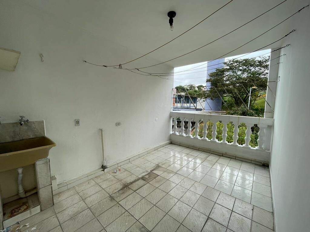 Área de serviço Casa I