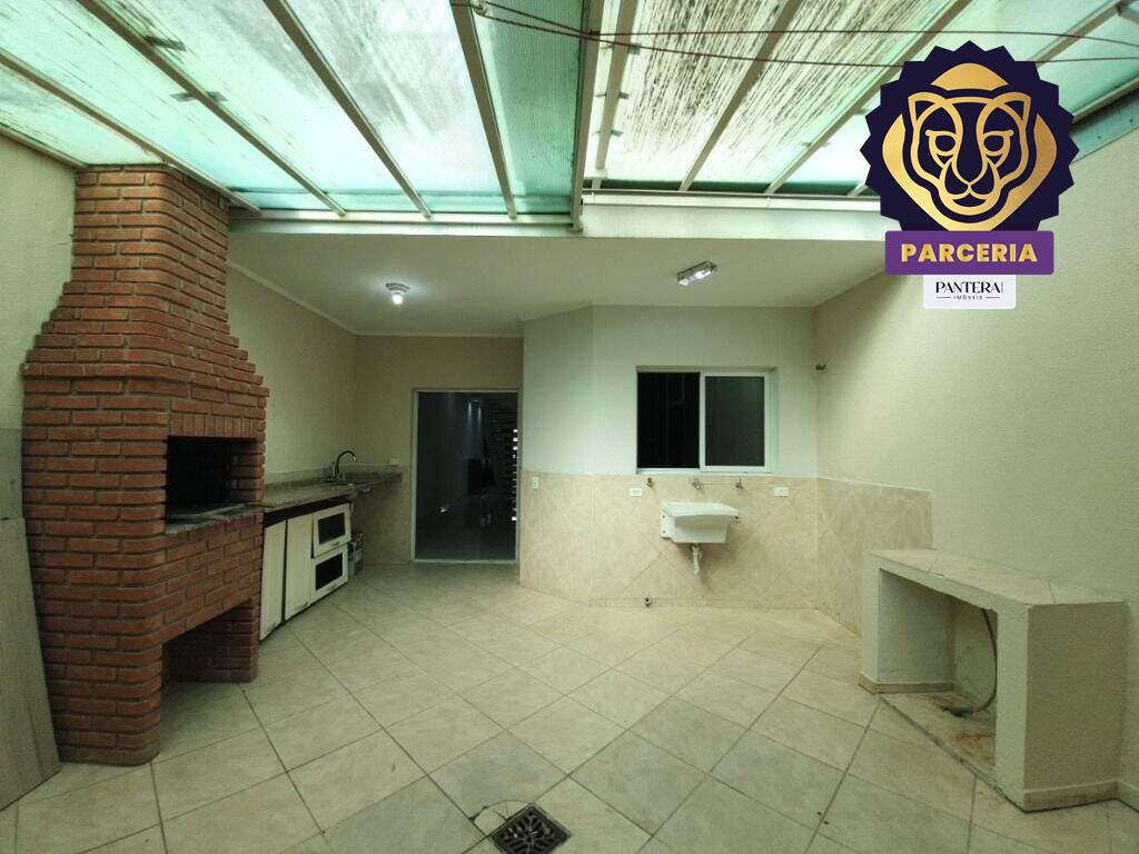 Churrasqueira/Quintal e Área de serviço