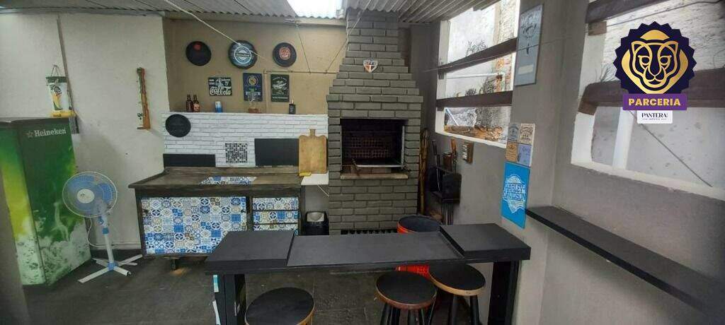 área de churrasqueira