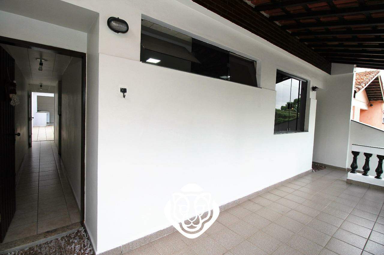 Entrada lateral 
