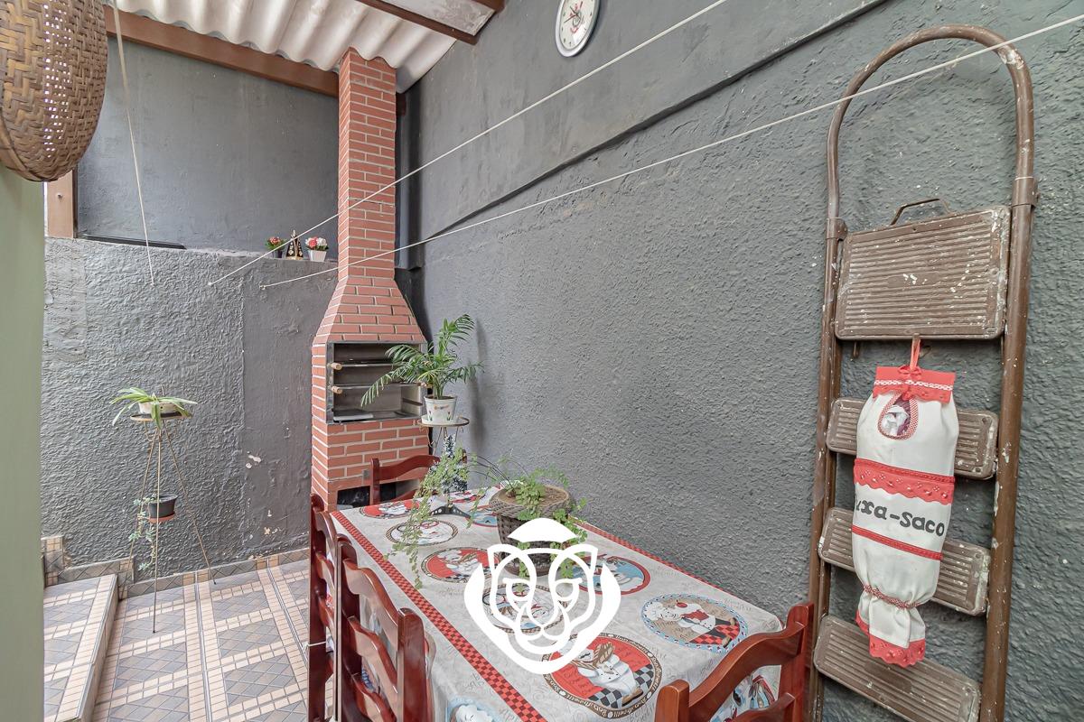 Quintal / Área de churrasqueira