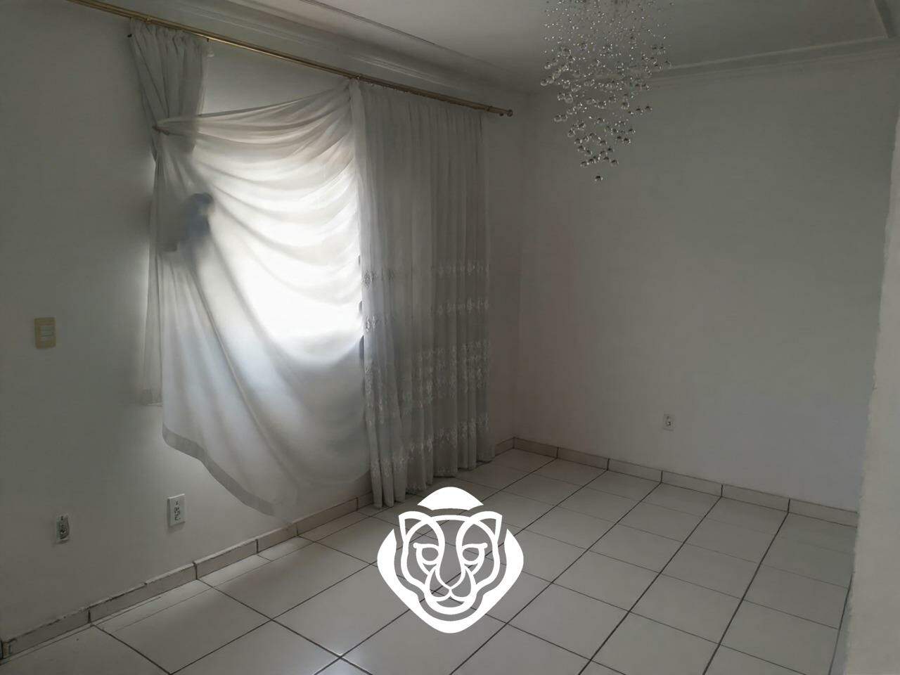 Sala - sobreloja II