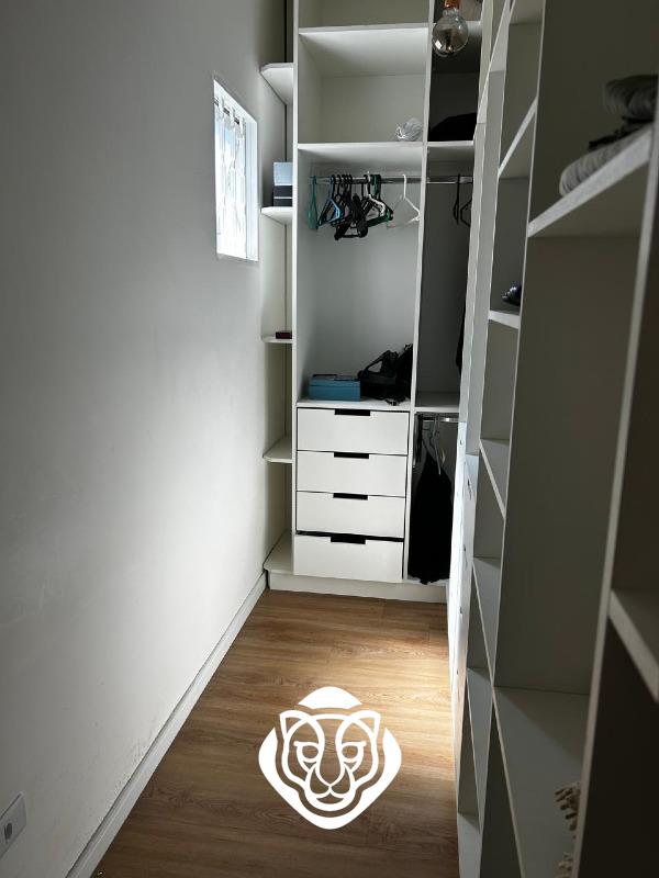 Closet - Dormitório III 