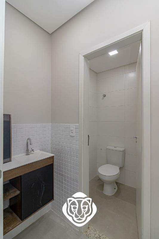 Lavabo I / Piso I