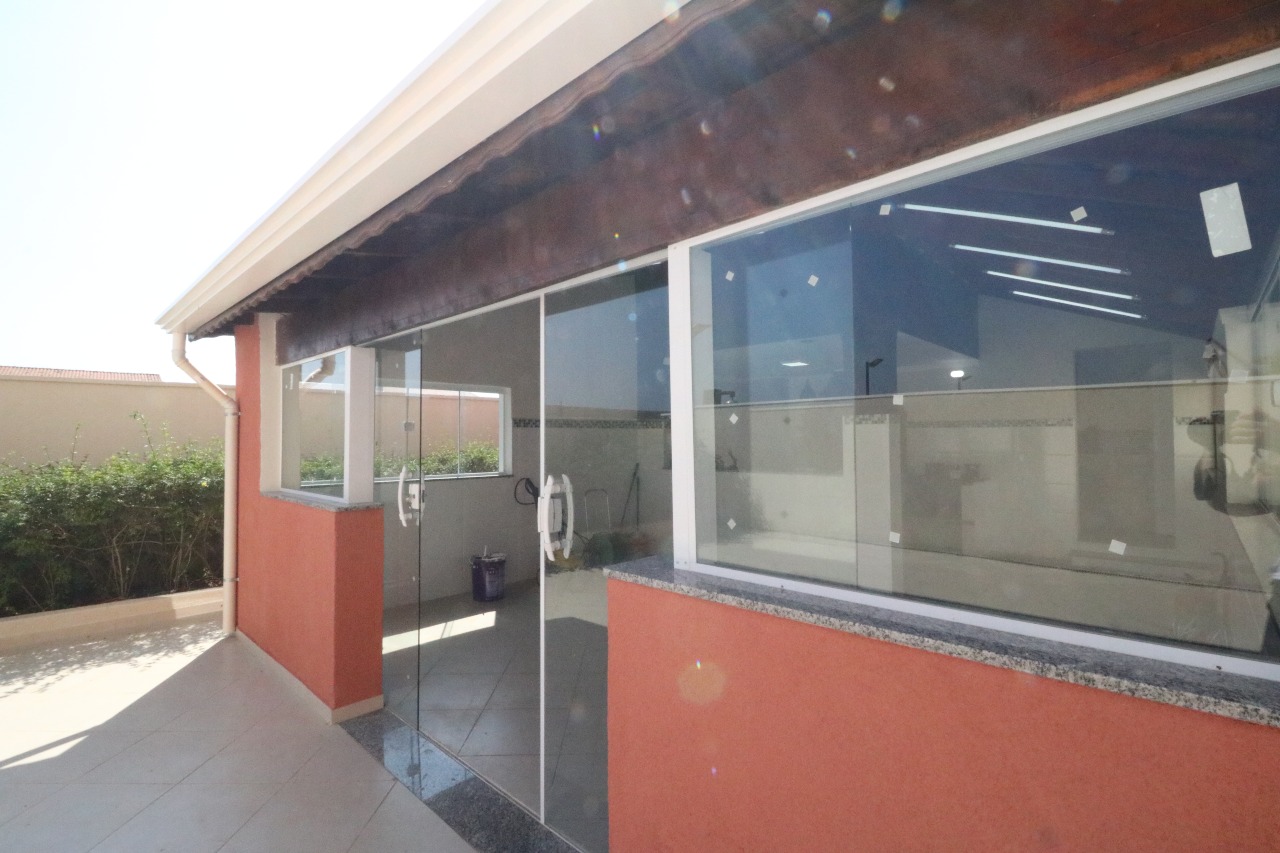 Área de churrasqueira/Forno de pizza