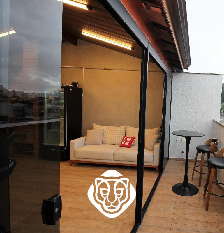 Cobertura com churrasqueira 