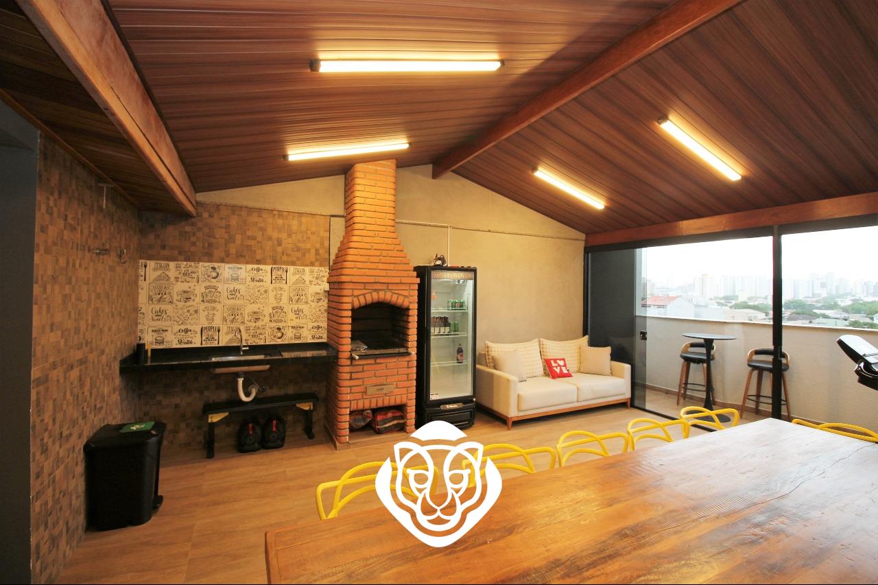 Cobertura com churrasqueira 