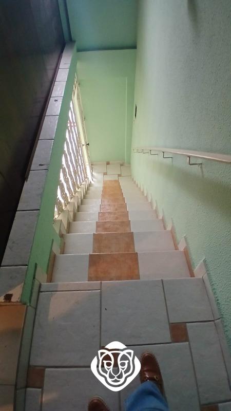 Escadas para churrasqueira