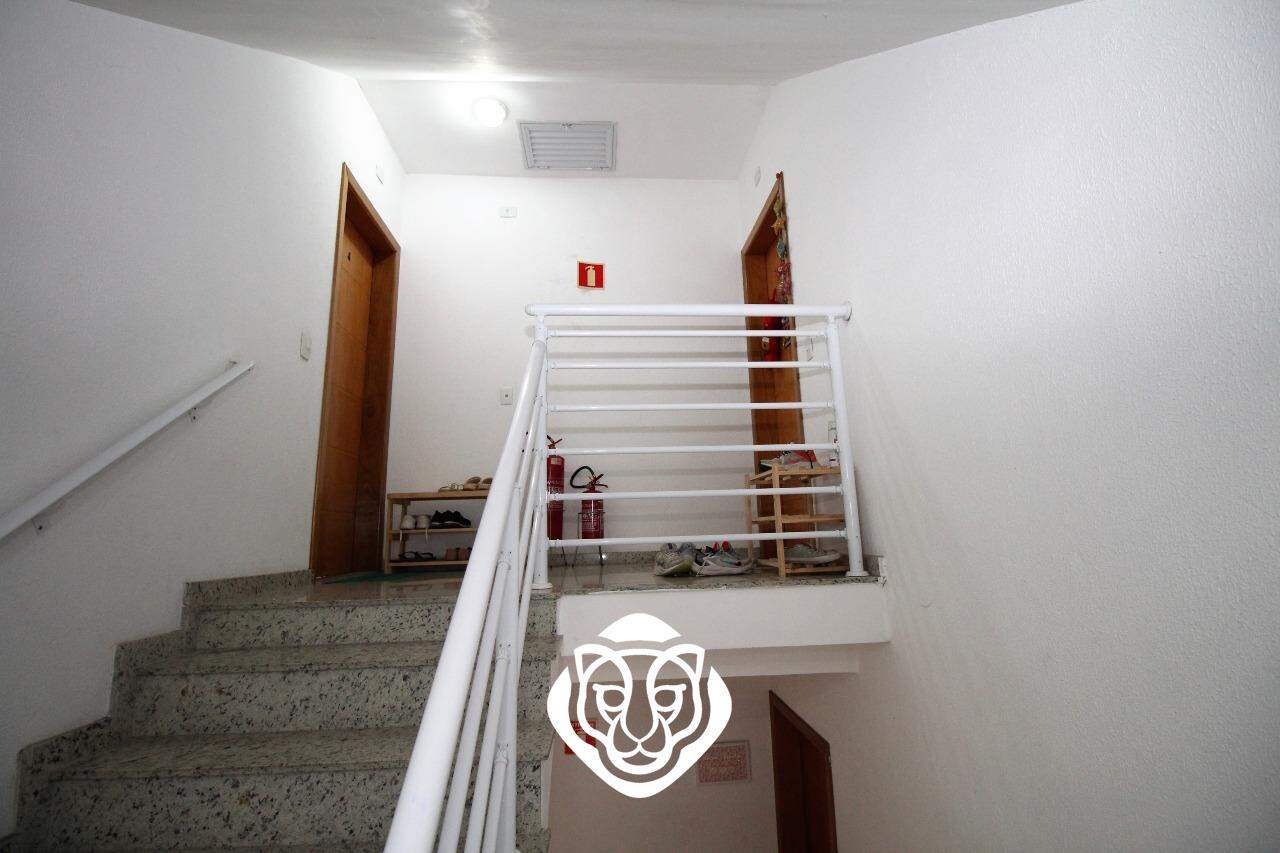 Hall apartamentos