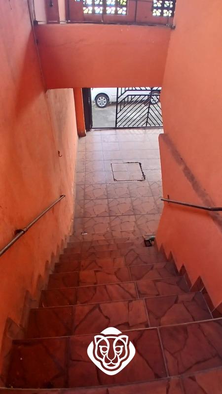 Escadas da garagem