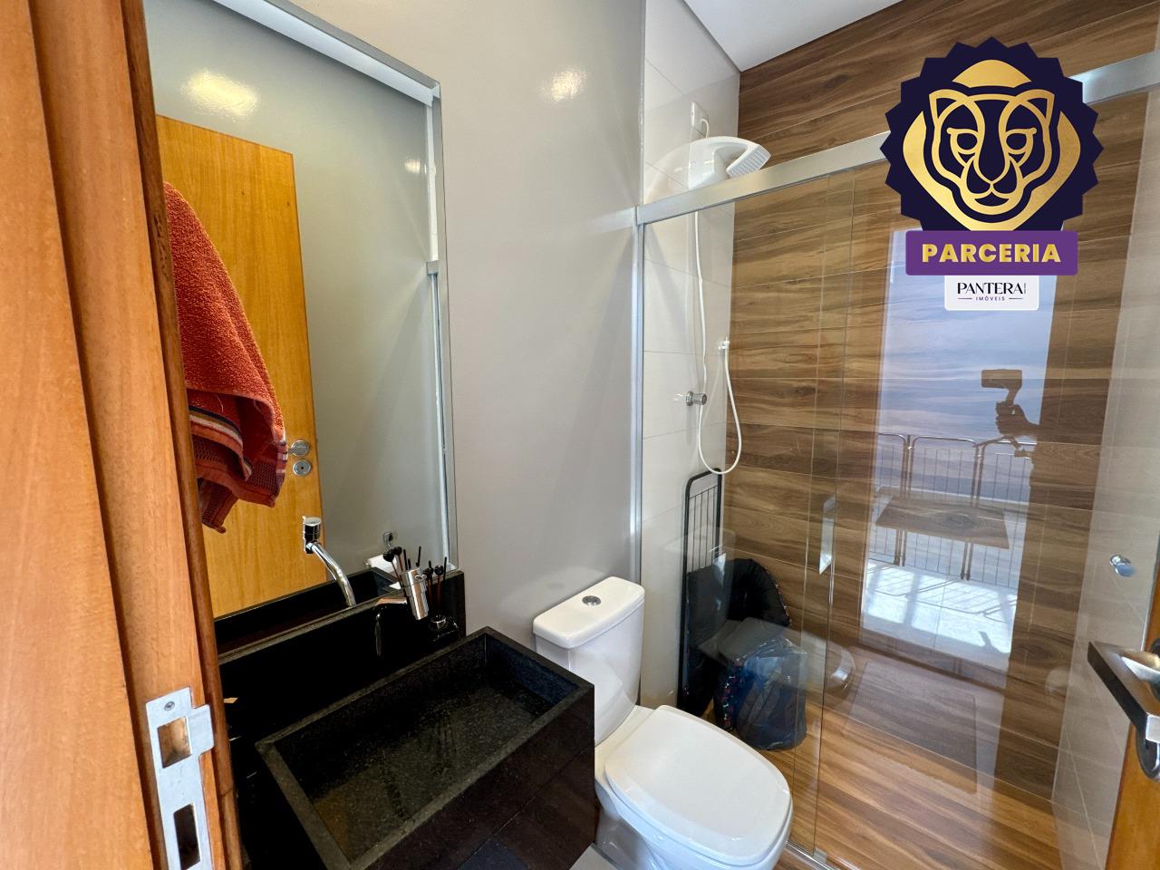 Banheiro área de serviço