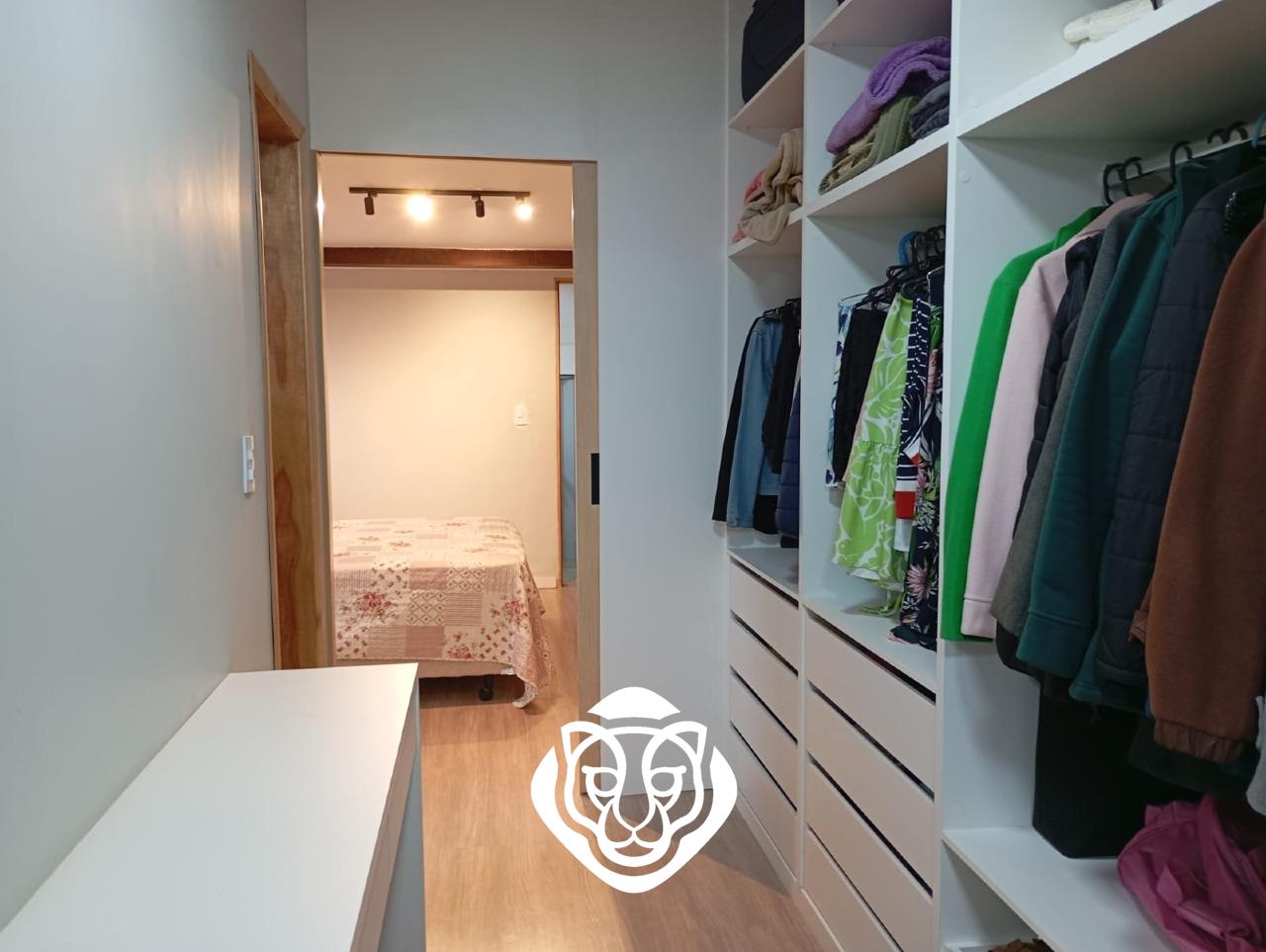 Closet - Dormitório III