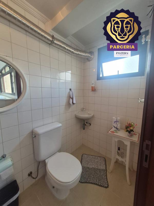 banheiro de serviço