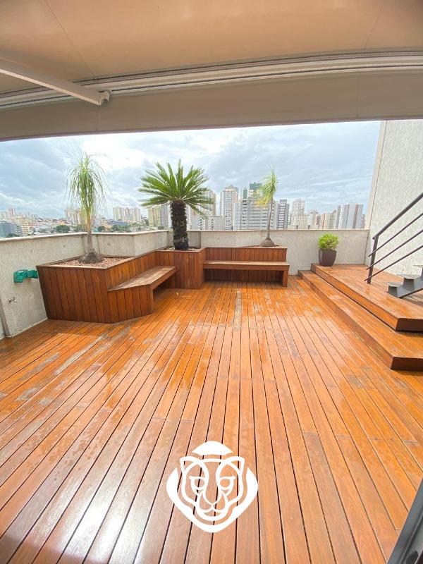 Deck de madeira 
