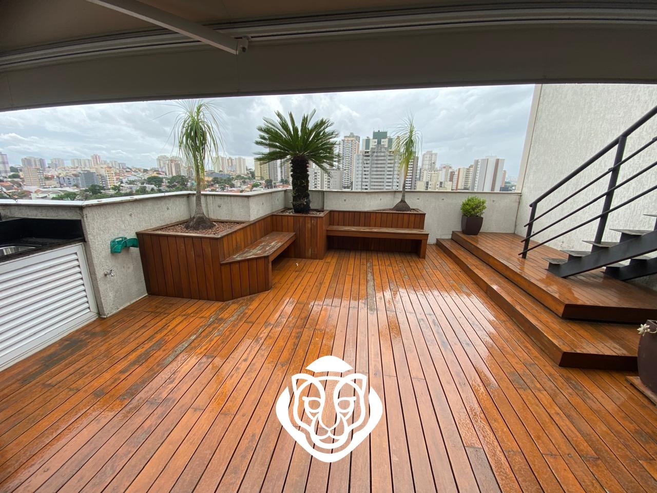 Deck de madeira 