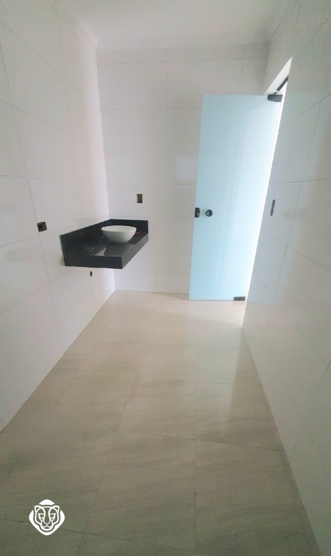 Banheiro suíte  - Dormitório II