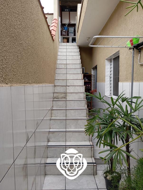 Escada para quintal superior