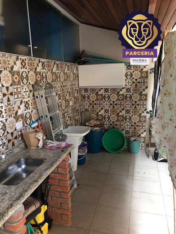 Lavanderia e Churrasqueira