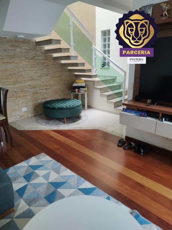 Escada aos Dormitórios