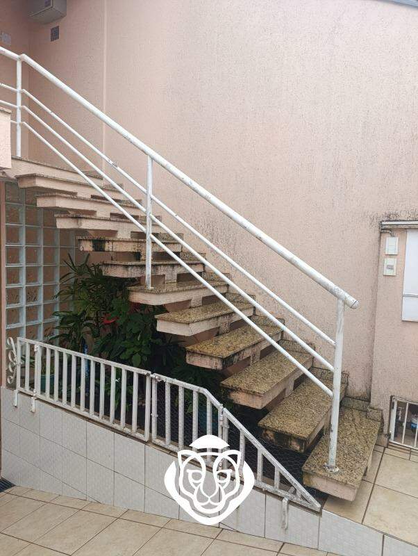 Escada acesso casa