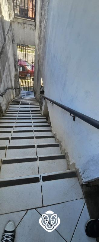 Escada de acesso - Casa II