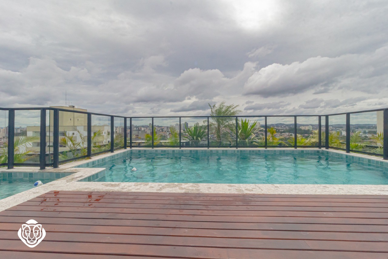 Cobertura / Piscina