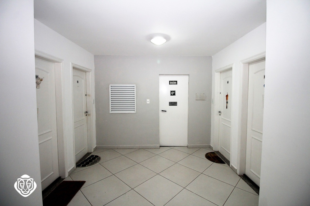 Hall apartamentos 