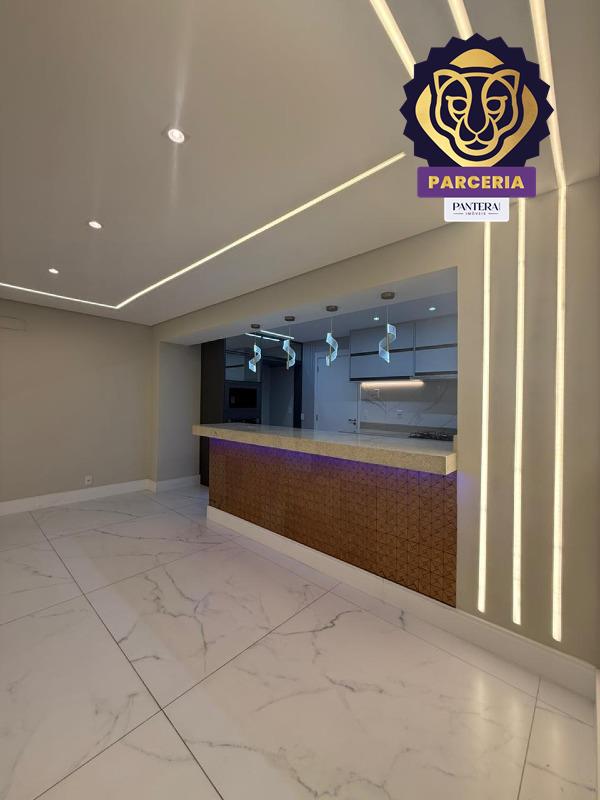 Sala integrada a cozinha