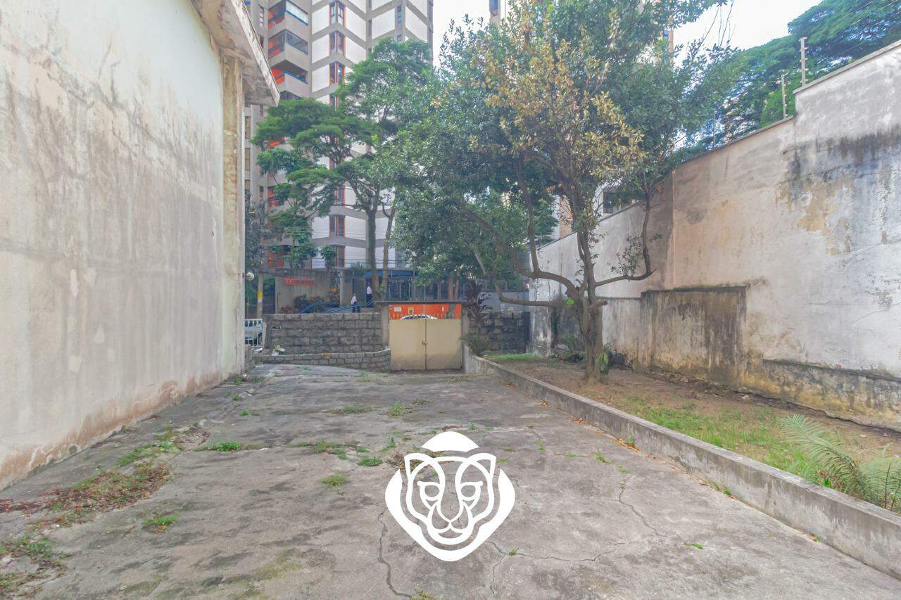 Garagem / Quintal